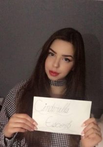 Chica-vende-su-virginidad-Cinderella-Escort-por-2-millones-