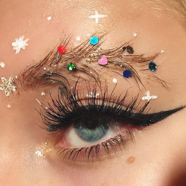Cejas Navideñas