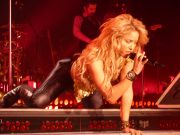 El culo de Shakira en movimiento El culo de Shakira - sexy - caliente - bailes sensuales - videos