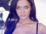 Vídeo de la modelo Amy Jackson en lencería