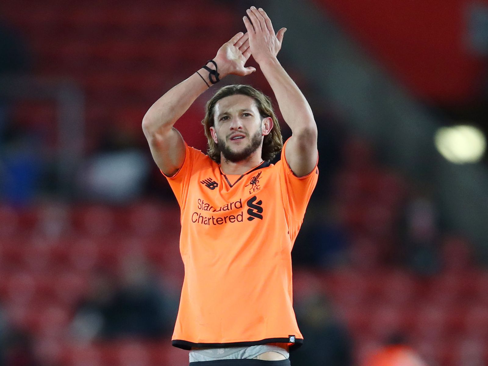 Jugador del Liverpool Adam Lallana
