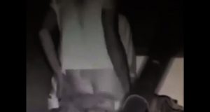 Vídeo Pillados In Fraganti teniendo sexo en la playa Vídeo Pillados In Fraganti - Foto