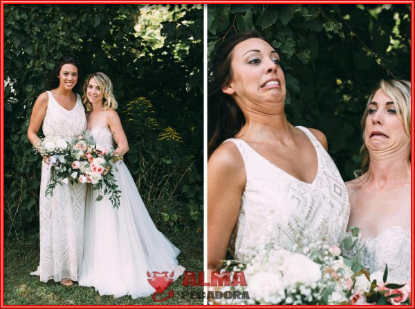 Dos bellas mujeres en una boda poniendo caras muy raras