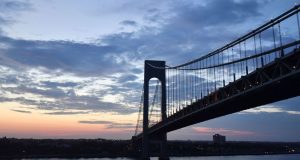 El puente de Nueva York ha estado mal escrito 50 años El nombre del puente de Nueva York ha estado mal escrito durante 50 años