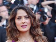 Protegido: Los mejores desnudos de Salma Hayek (Area Privada) Escotazo de Salma en el festival de Cannes