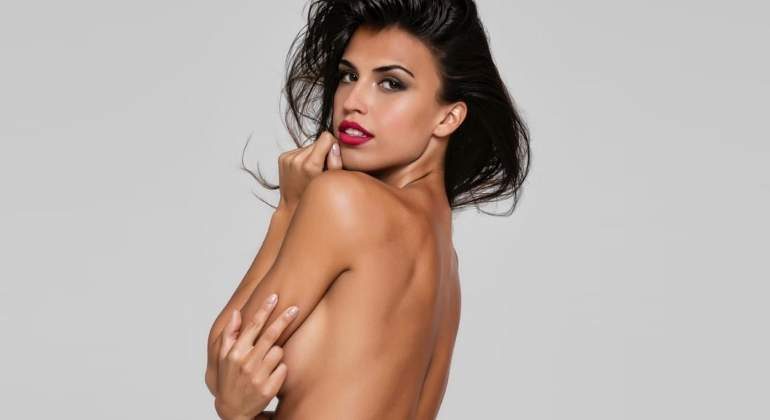 Sof&iacute;a Suescun al desnudo en topless