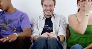 Tirarse pedos hacia otra persona no es bullying Tirarse pedos hacia otra persona no es bullying
