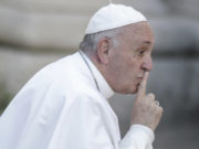 El Papa Francisco censura los cotilleos en las peluquerías El Papa Francisco censura los cotilleos en las peluquerías