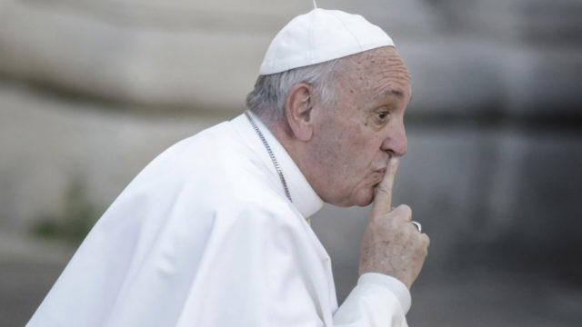 El Papa Francisco censura los cotilleos en las peluquerías