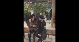 Abrazar a una mujer desconocida con troleo épico Abrazar a una mujer desconocida con troleo épico