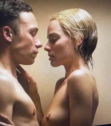Sex scenes Margot Robbie en pelotas