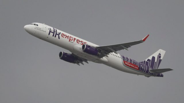 Aerolínea obliga a una pasajera a hacerse una prueba de embarazo