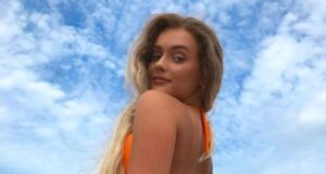 Fotos de mujeres rubias en tanga en la playa Todo un espectáculo costero