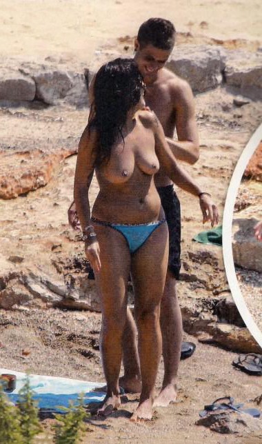 La presentadoras de Zapeando en tetas, Lorena Castell desnuda en topless