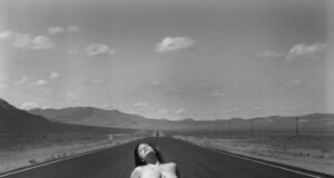 La modelo curvy Ashley Graham desnuda, follando y en topless Las tetas de Ashley Graham en topless