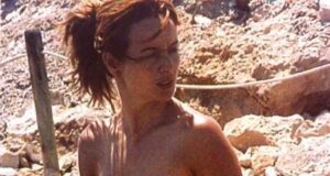 La actriz Mar Regueras en topless y desnuda Desnudos de Mar Regueras enseñando grandes tetas